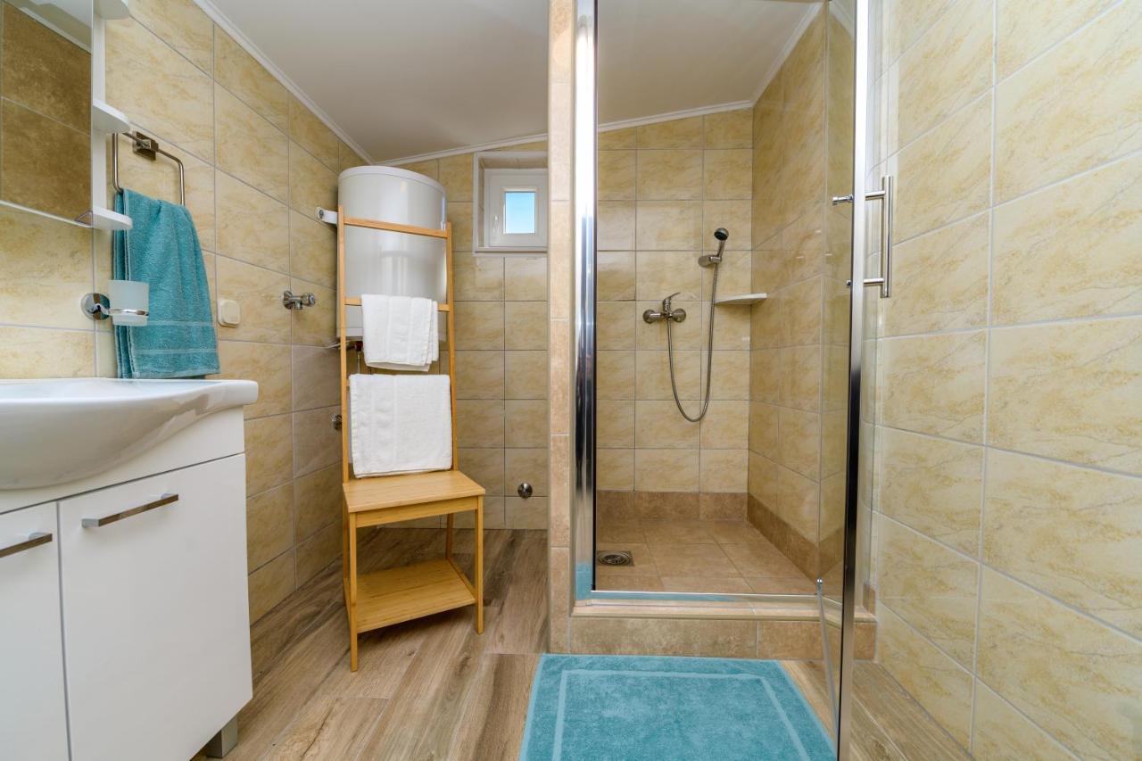 Krcina Holiday Home Cres Εξωτερικό φωτογραφία